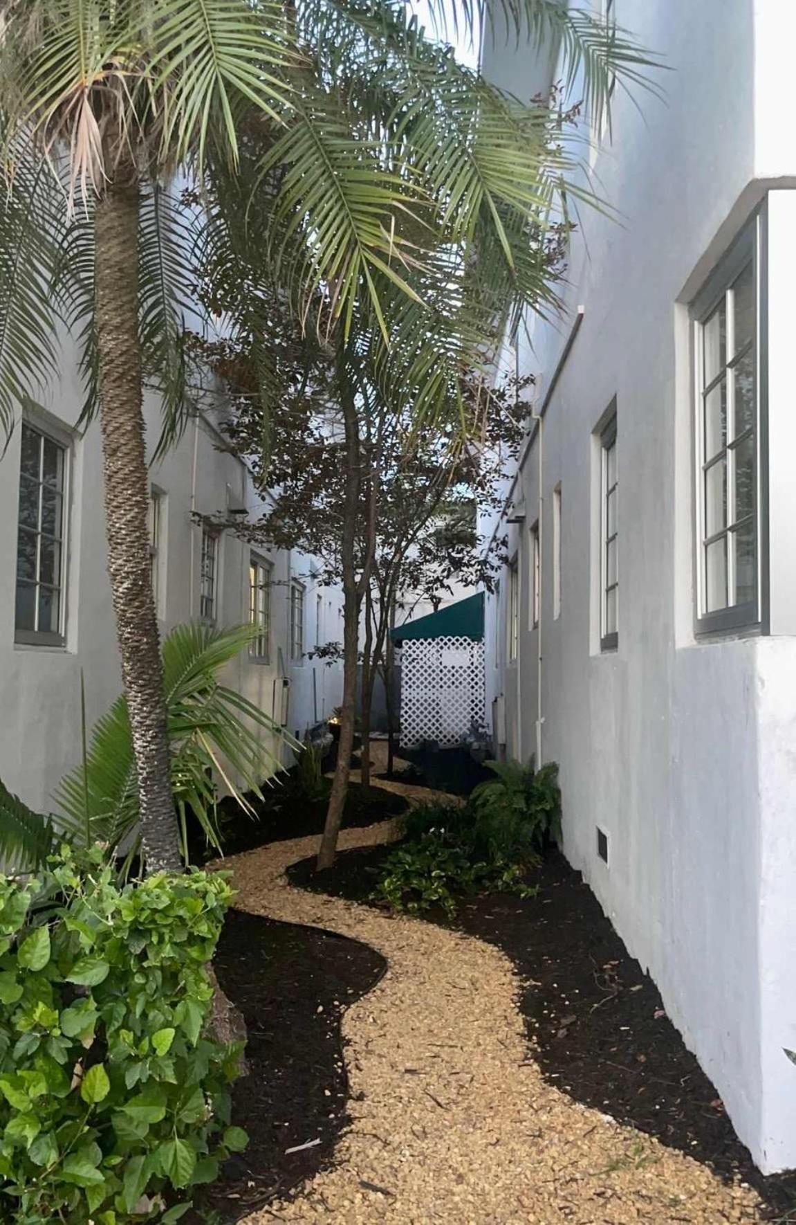 South 2 Bedroom Family & Pet Friendly With Balcony & Free Parking Apartamento *